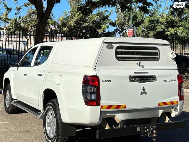 מיצובישי טרייטון / L200