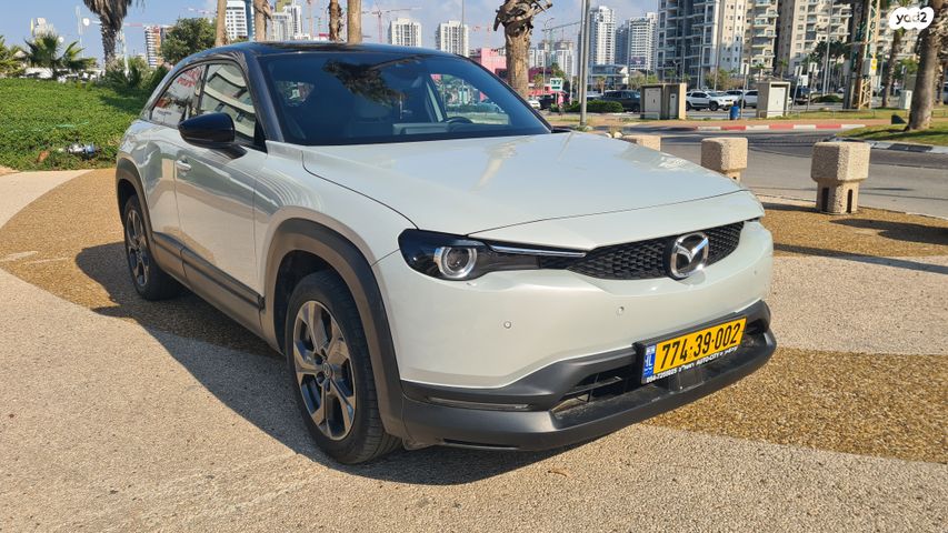 מאזדה MX-30