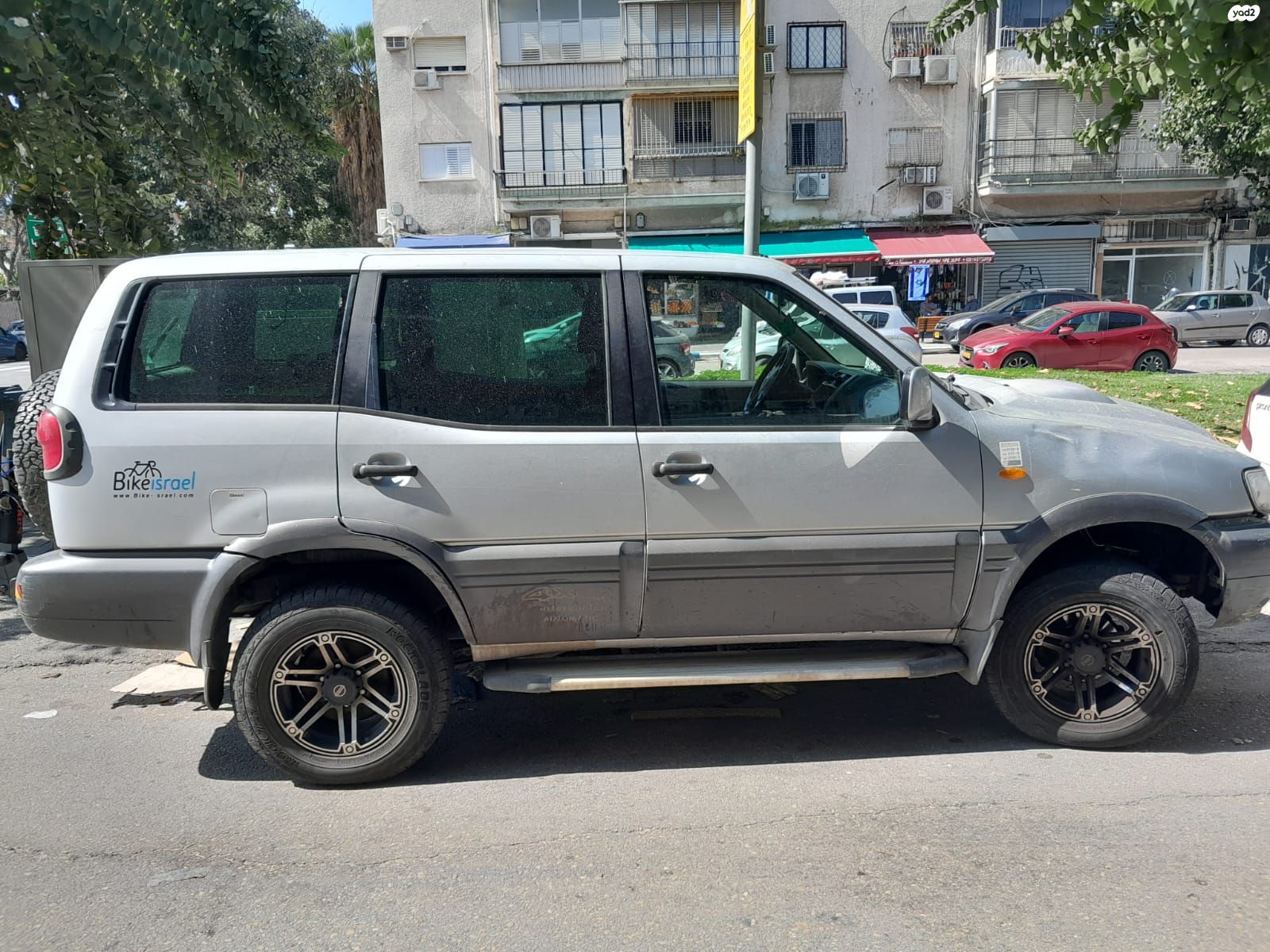 מודעת רכב ניסאן טראנו