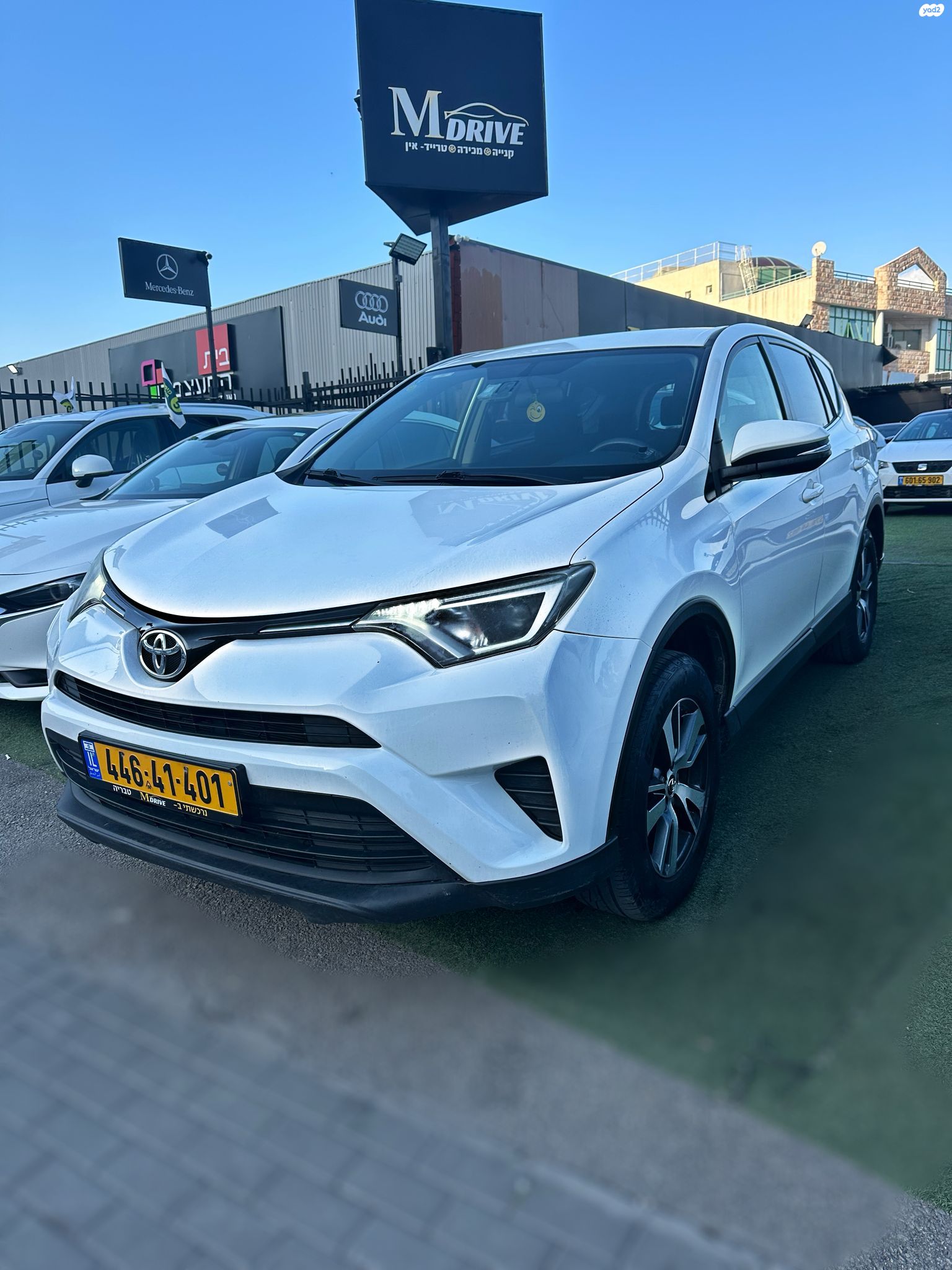 מודעת רכב טויוטה RAV4