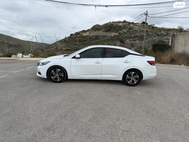 ניסאן סנטרה