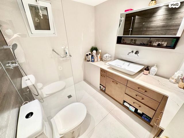 גג/ פנטהאוז, אזורי חן, גימל החדשה, תל אביב יפו