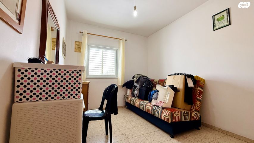 דו משפחתי, רחובות