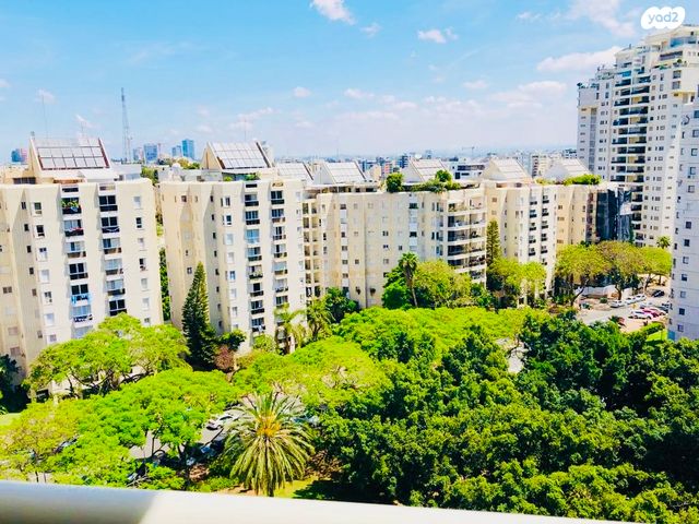 דירה, שמעון בן צבי, שטח 9, גבעתיים