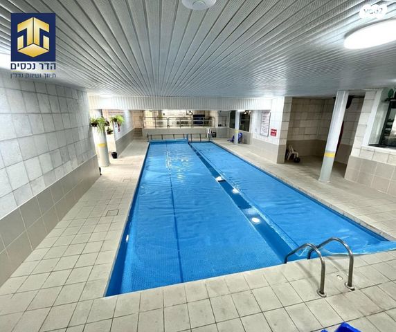 דופלקס, שכונה ה'-ו', מבשרת ציון