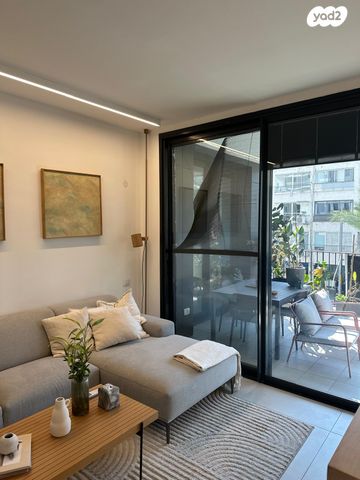 אבן גבירול 144