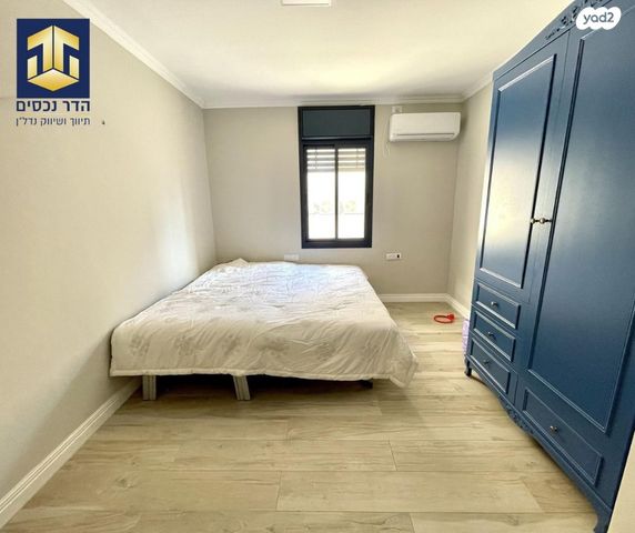 דופלקס, שכונה ה'-ו', מבשרת ציון