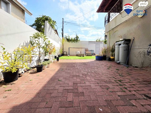 בית פרטי/ קוטג', חומה ומגדל 3, בית אליעזר, חדרה