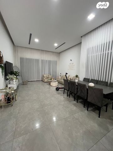 בית פרטי/ קוטג', אופקים