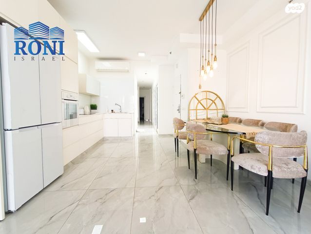 גג/ פנטהאוז, האורגים, הנביאים, בת ים