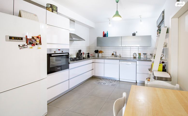 דירה, מתחם 1200, הוד השרון