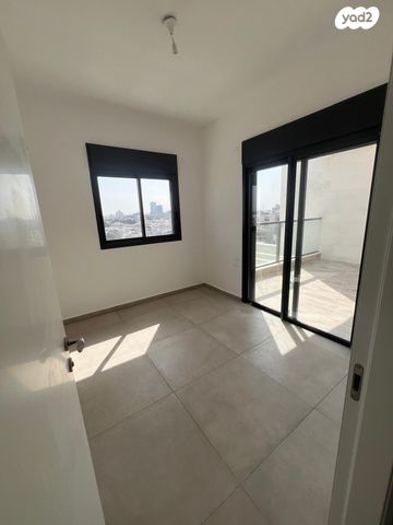 גג/ פנטהאוז, חנקין 28, נווה דוד רמז, רעננה