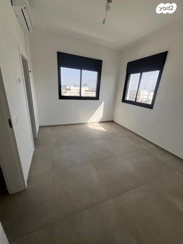 גג/ פנטהאוז, חנקין 28, נווה דוד רמז, רעננה