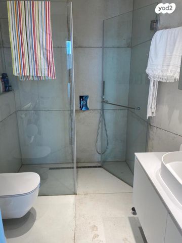 דירה, מונטיפיורי, הרכבת, תל אביב יפו