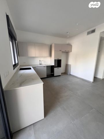 דירה, חנקין 28, נווה דוד רמז, רעננה