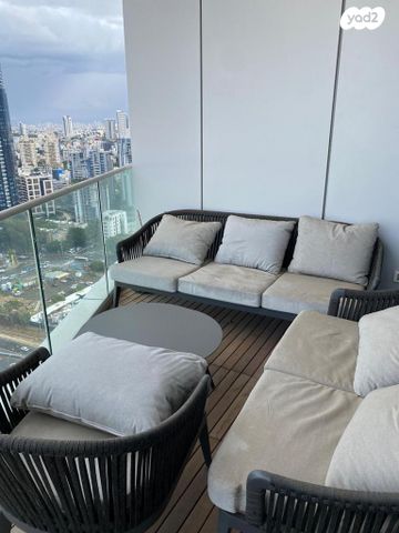 דירה, מונטיפיורי, הרכבת, תל אביב יפו