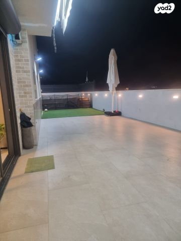 דירת גן, יהושע חנקין, שאר העיר, רחובות