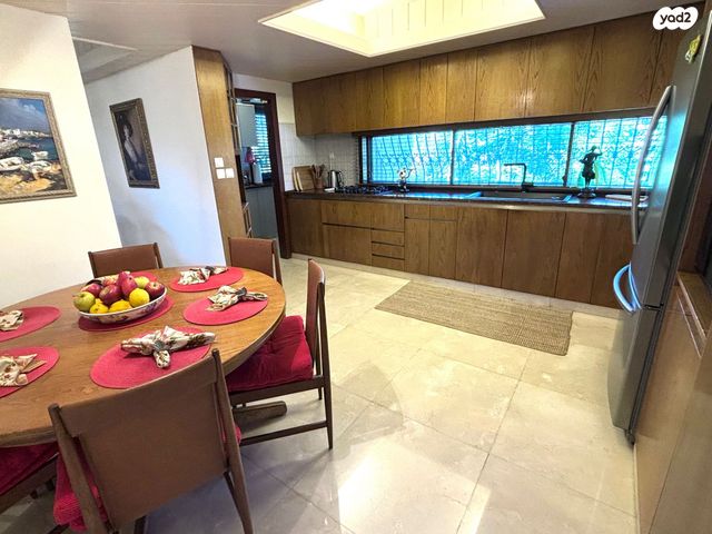 בית פרטי/ קוטג', קרית יערים, רמת השרון