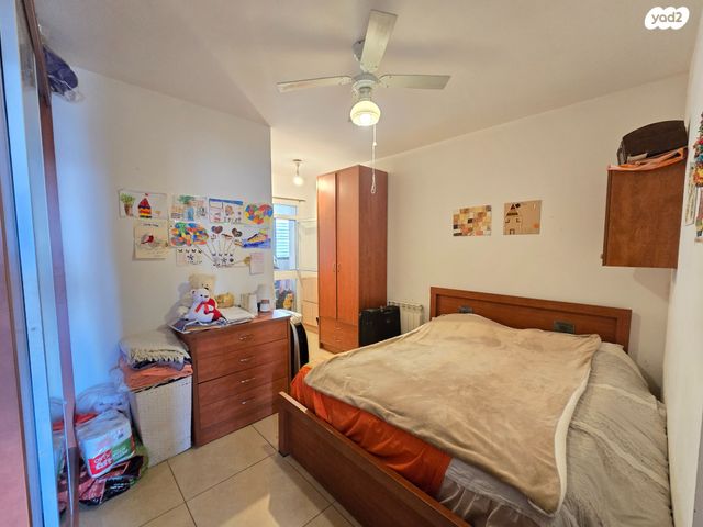 דירה, אליהו קורן, חומת שמואל, הר חומה, ירושלים