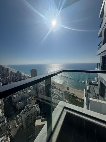 סוקולוב 12