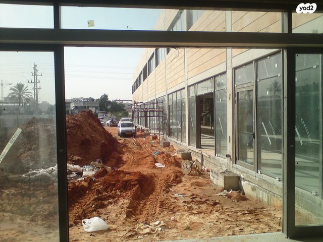 חנויות/ שטח מסחרי, רמב"ם, ראש העין