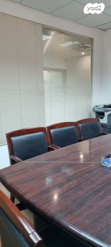 משרדים, התדהר, אזור תעשייה קרית אתגרים, רעננה