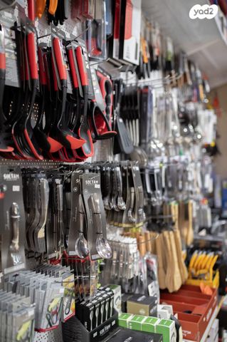 חנויות/ שטח מסחרי, שיאון, קצרין