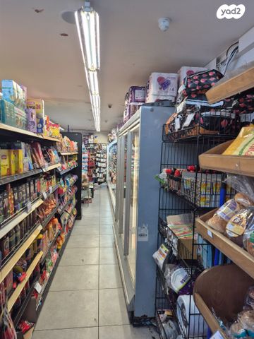 חנויות/ שטח מסחרי, שדרות ירושלים, הקריה מע"ר, אשדוד