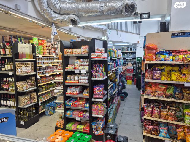 חנויות/ שטח מסחרי, שדרות ירושלים, הקריה מע"ר, אשדוד