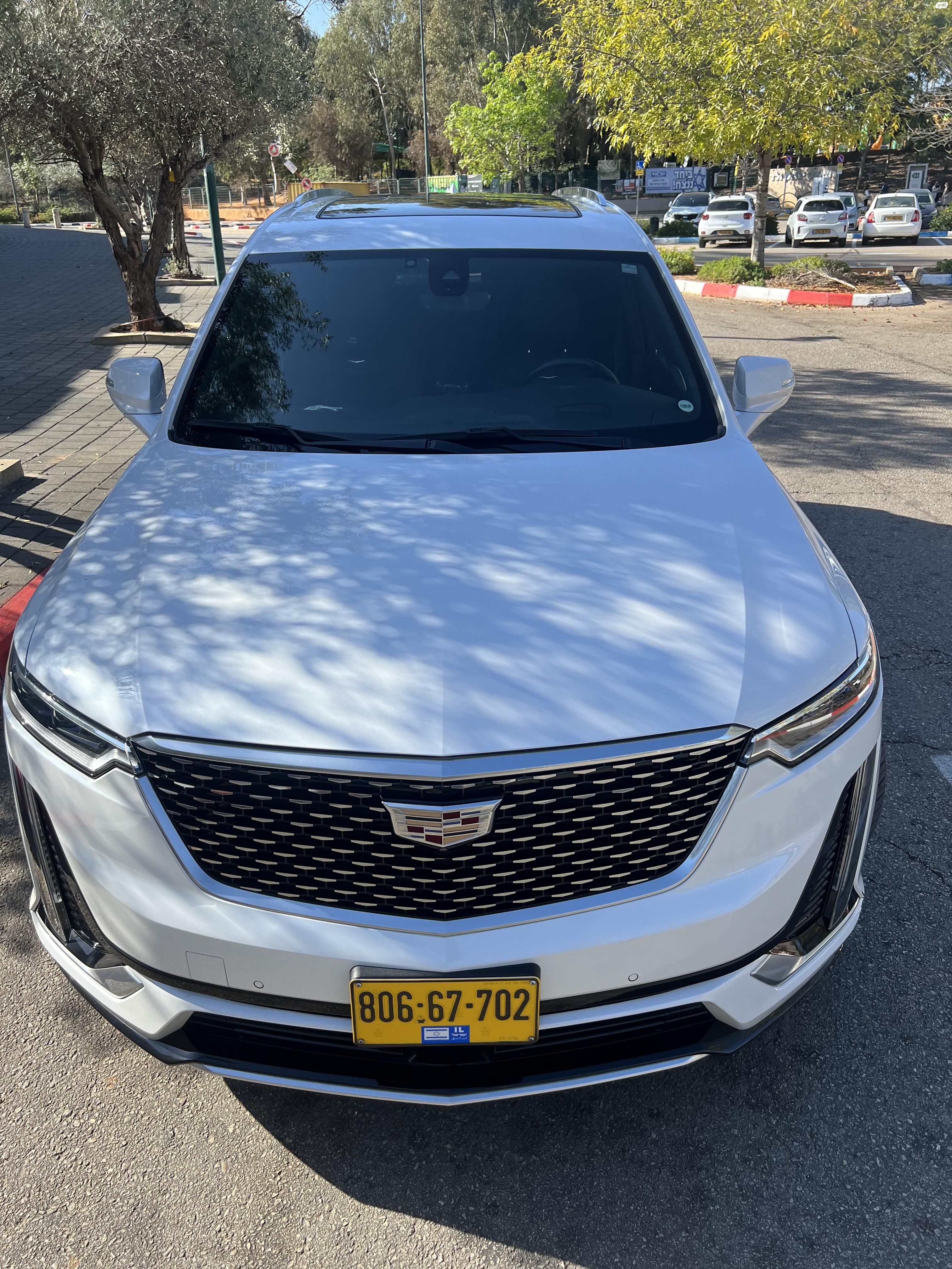 מודעת רכב קאדילק XT6