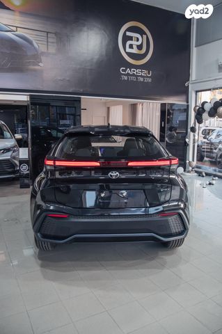 טויוטה C-HR