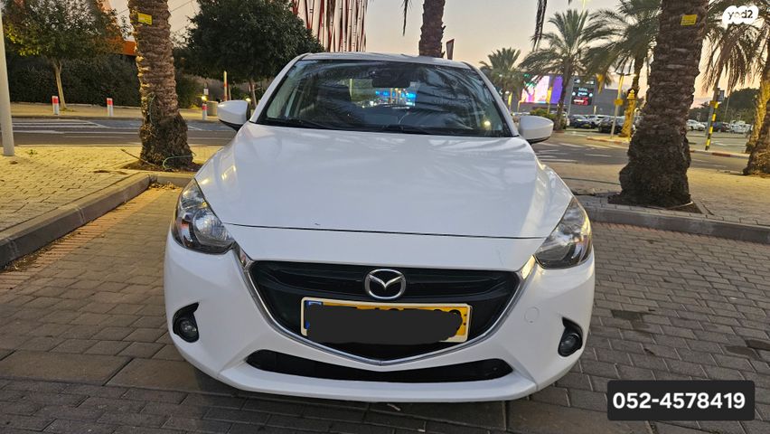 מודעת רכב מאזדה 2