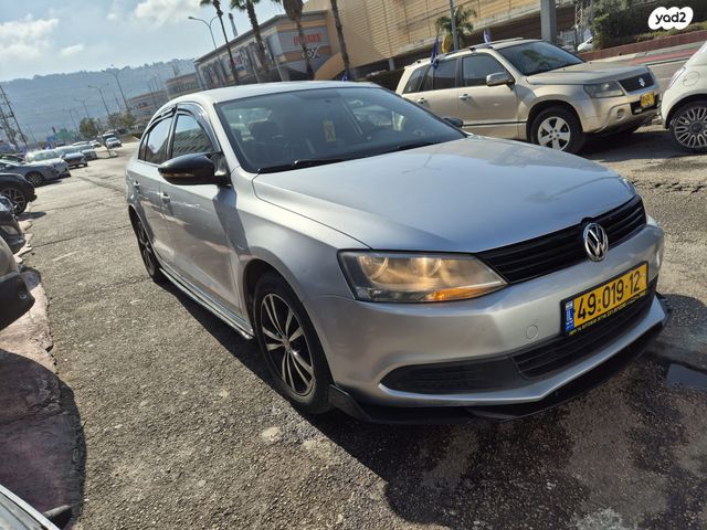 מודעת רכב פולקסווגן ג'טה 