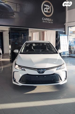 טויוטה קורולה