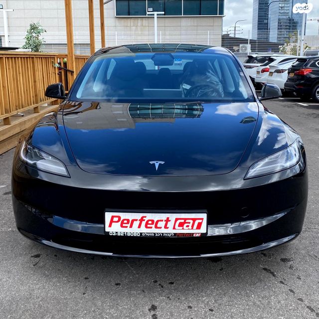 טסלה מודל 3