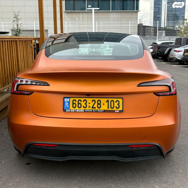 טסלה מודל 3