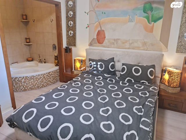 דירה, אוסישקין 36, אברמוביץ', ראשון לציון