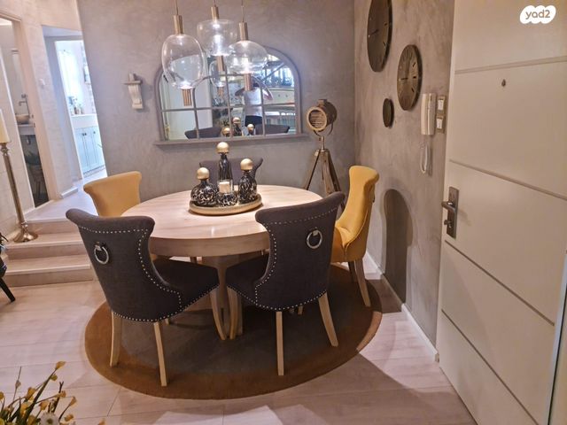 דירה, אוסישקין 36, אברמוביץ', ראשון לציון