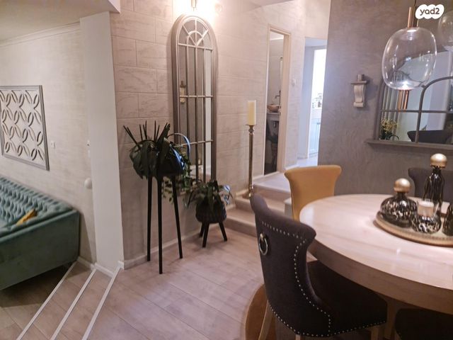 דירה, אוסישקין 36, אברמוביץ', ראשון לציון