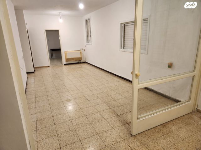 דירה, אחד העם 67, המרכז השקט / מרכז העיר, פתח תקווה