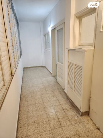 דירה, אחד העם 67, המרכז השקט / מרכז העיר, פתח תקווה