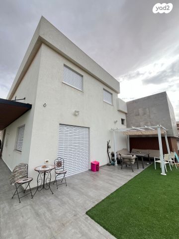 בית פרטי/ קוטג', שאר העיר, עומר