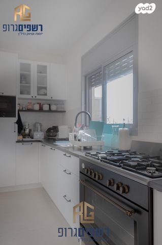 דירה, פועלים ד, כפר סבא