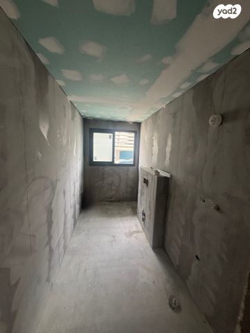 גג/ פנטהאוז, נעמי שמר, גבעת זמר, חיפה