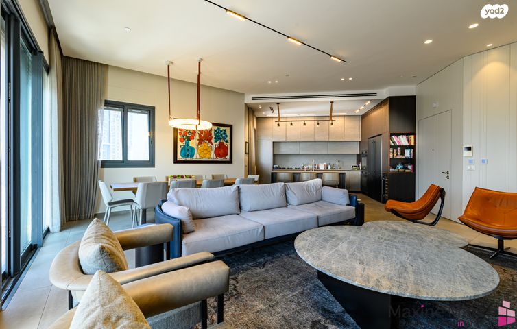 גג/ פנטהאוז, נתן יונתן, עיר ימים, נתניה