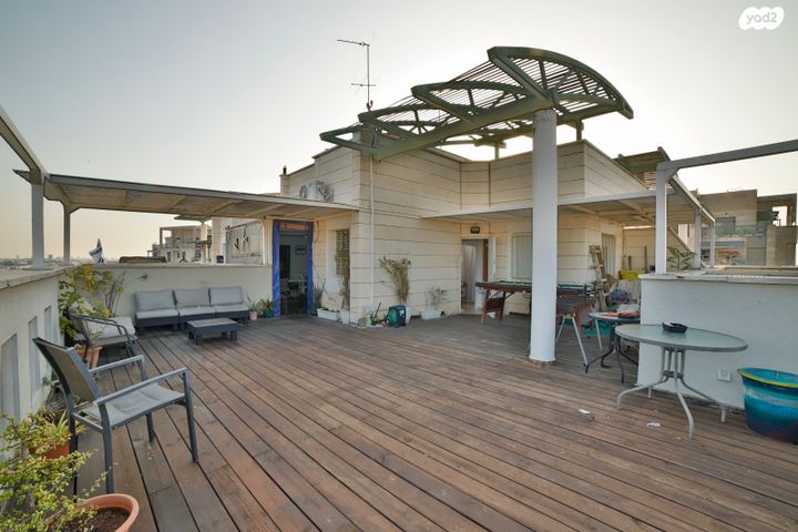 גג/ פנטהאוז, פרופסור ישעיהו ליבוביץ 22, עזרא, הארגזים, תל אביב יפו