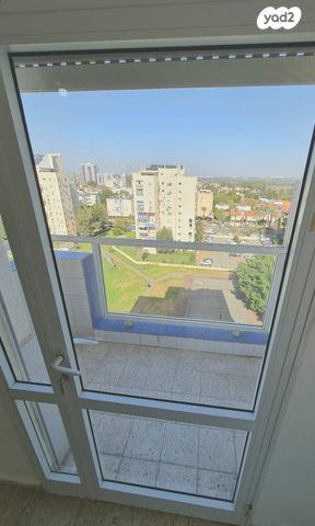 דופלקס, חטיבת הנח"ל 5, חדרה