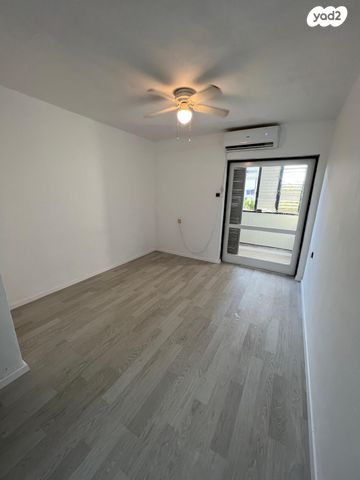 דירה, שדרות צה"ל, קרית ים ב', קרית ים