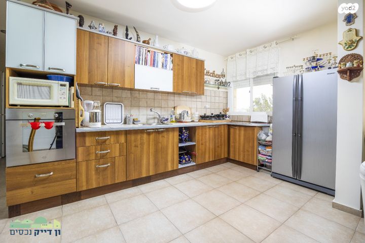 דירת גן, סול ליפצין, חומת שמואל, הר חומה, ירושלים