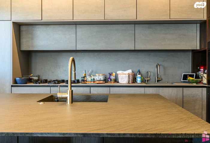 גג/ פנטהאוז, נתן יונתן, עיר ימים, נתניה